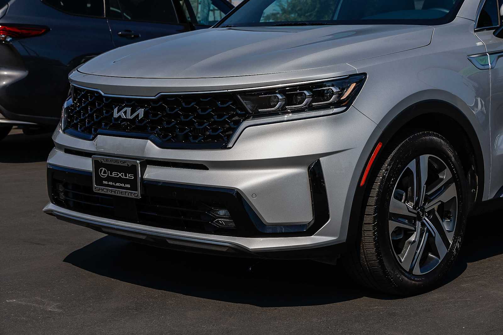 Thumbnail: 2023 Kia Sorento - 7