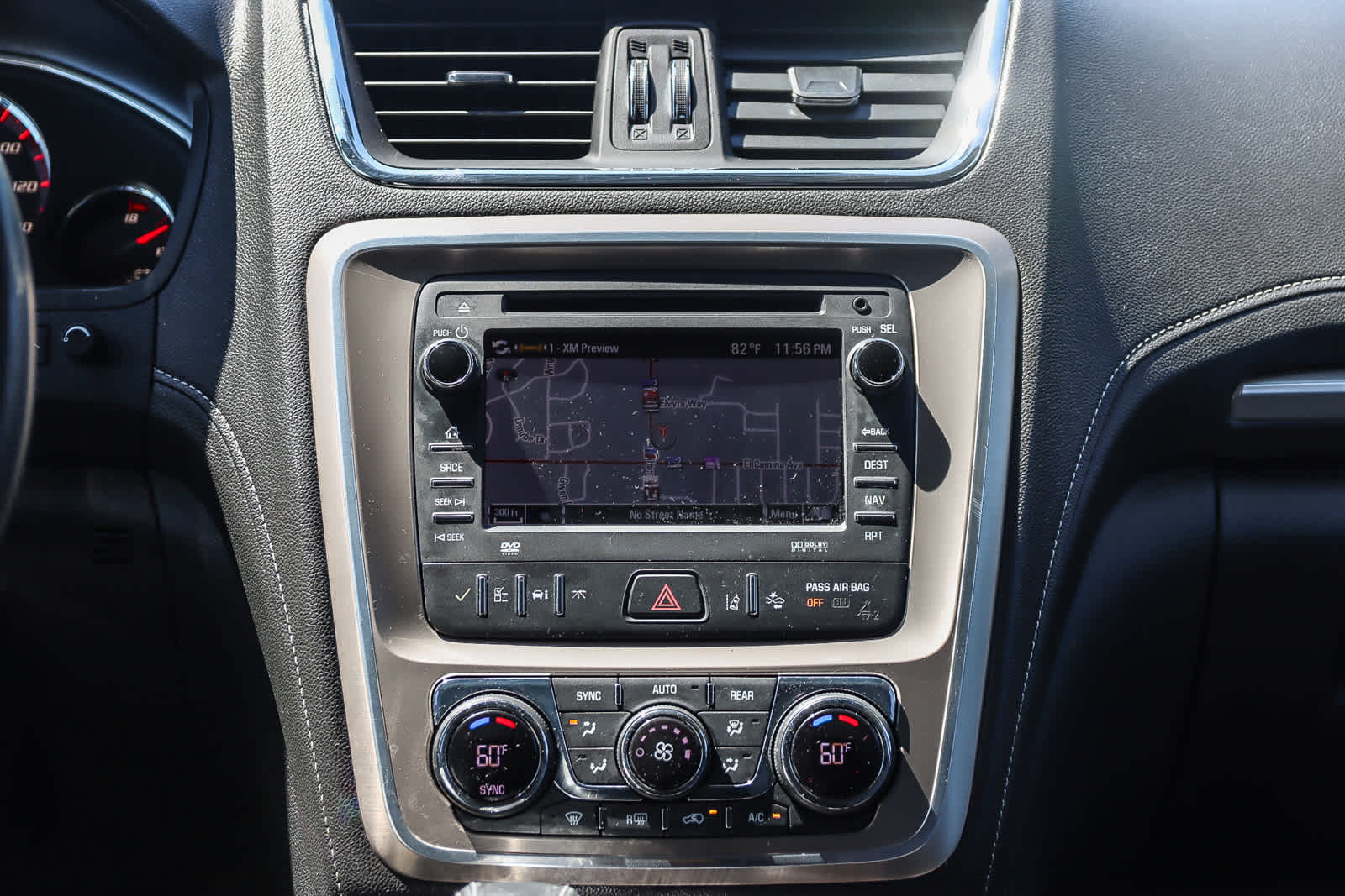 Thumbnail: 2014 GMC Acadia - 11