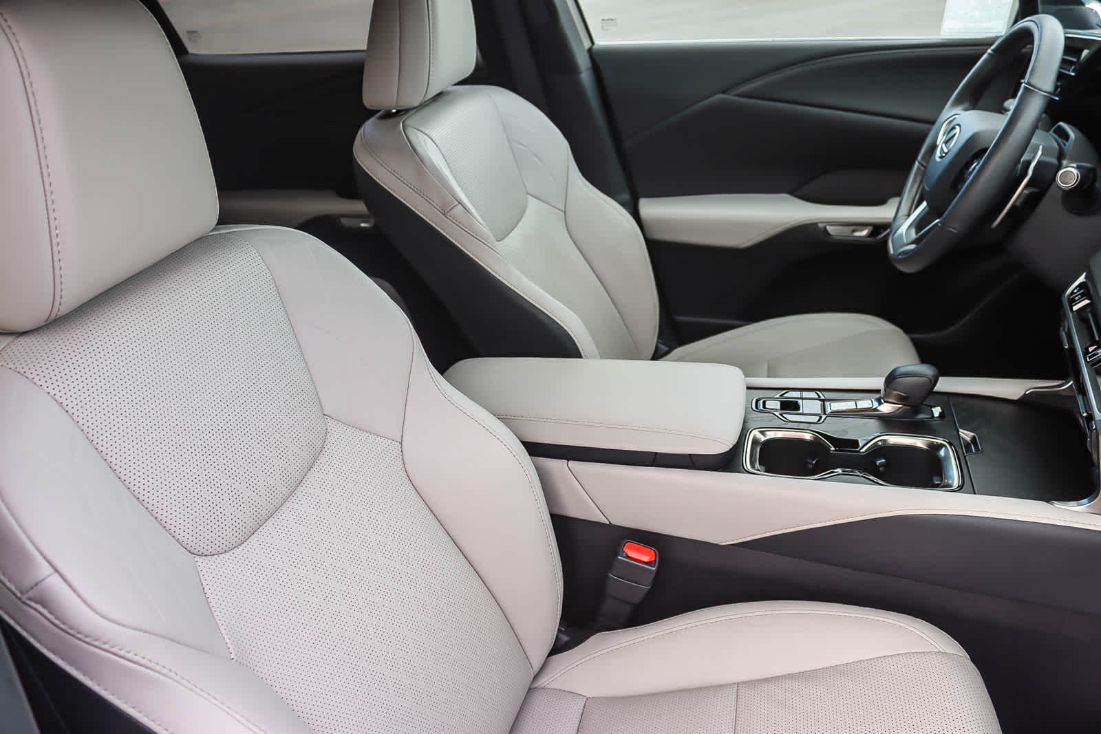 Thumbnail: 2024 Lexus RX - 16