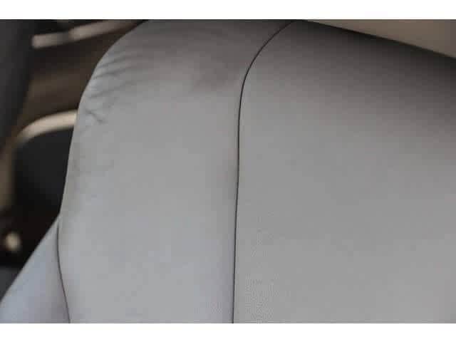 Thumbnail: 2010 Toyota Camry - 24