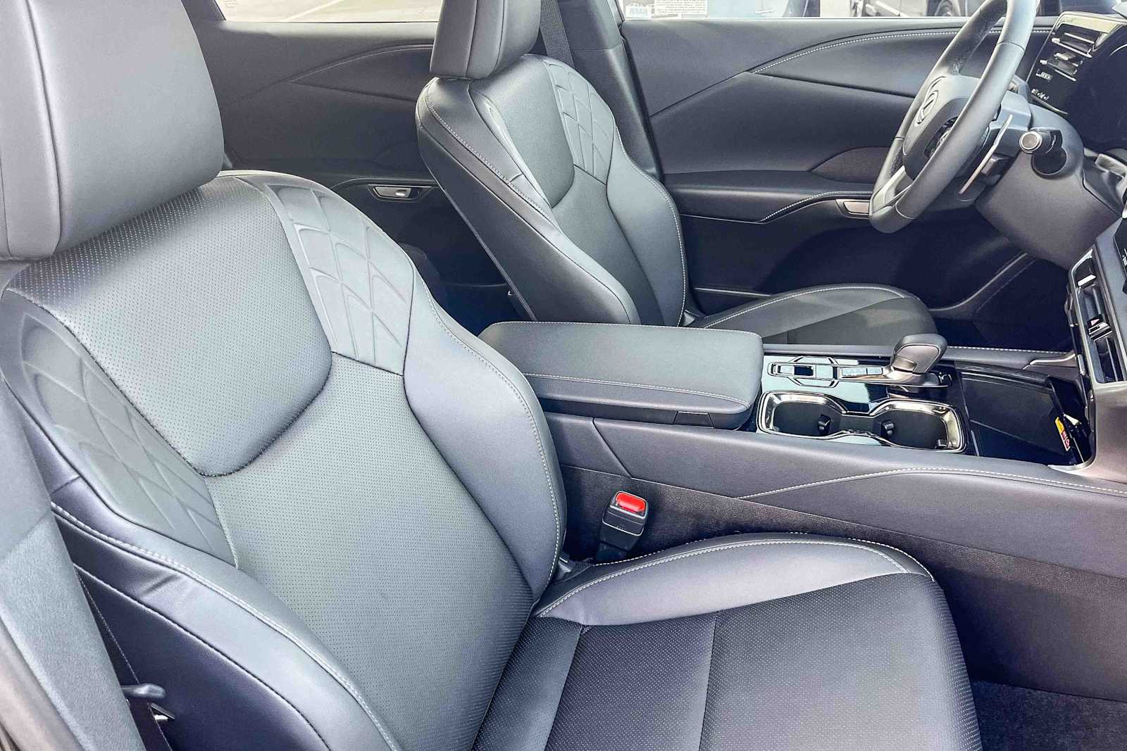 Thumbnail: 2025 Lexus RX - 16