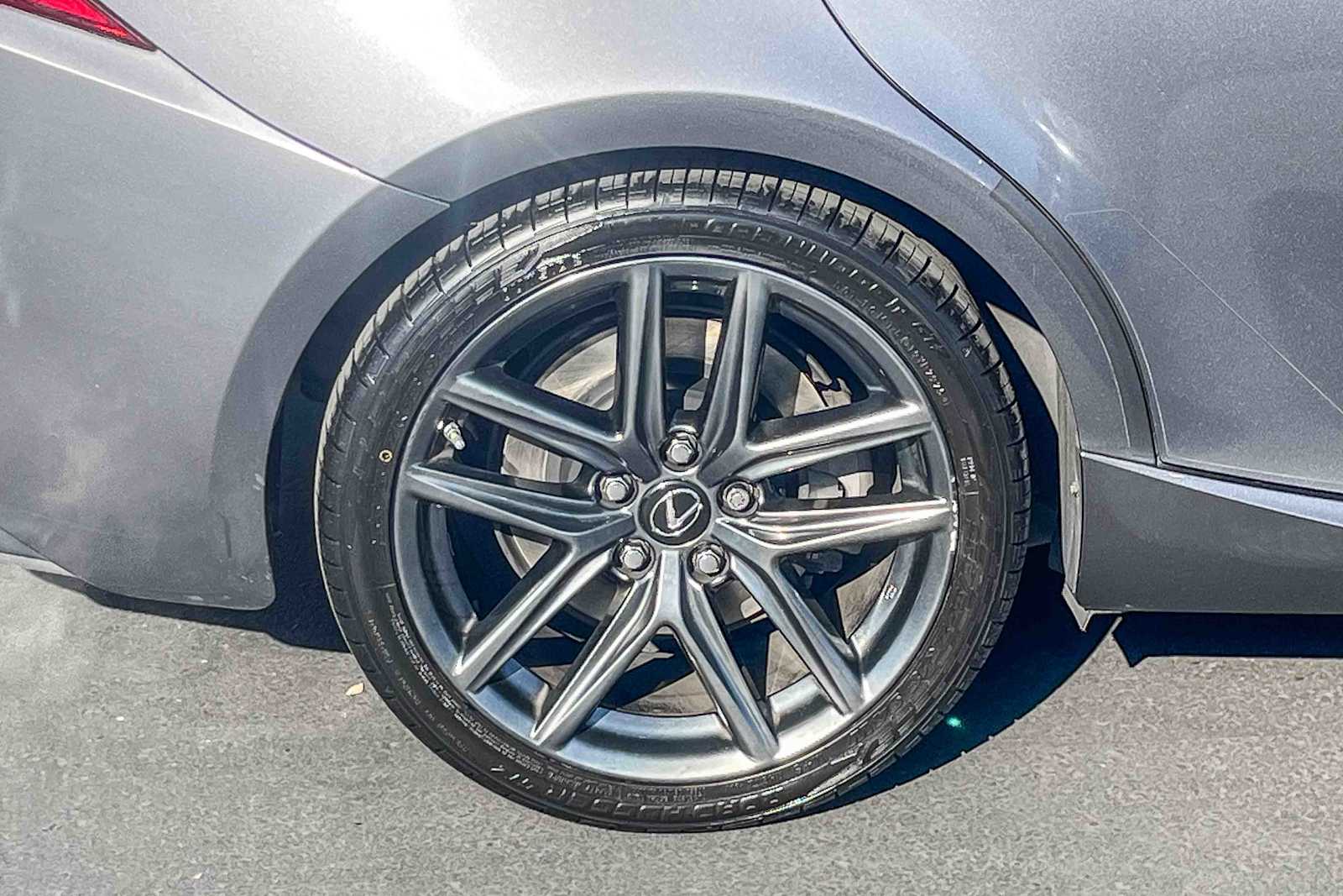 Thumbnail: 2014 Lexus IS - 8