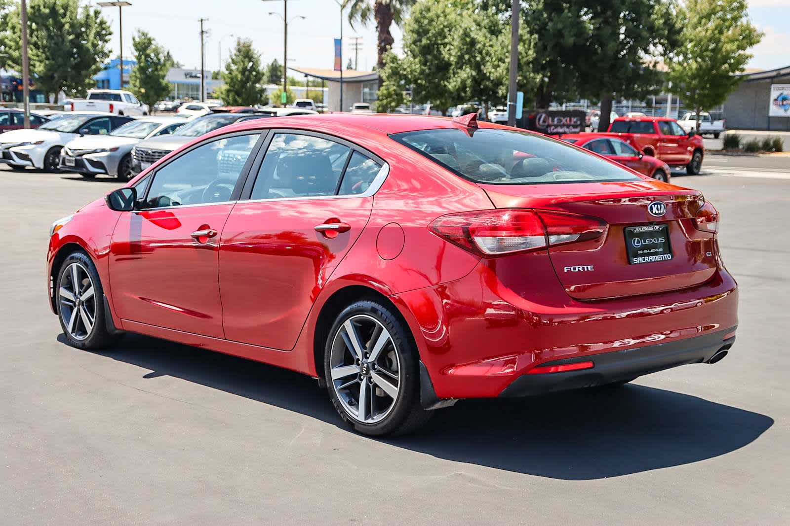 Thumbnail: 2017 Kia Forte - 2