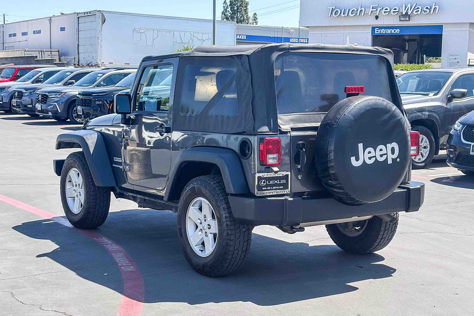 2018 Jeep Wrangler JK Sport 4x4 photo 2