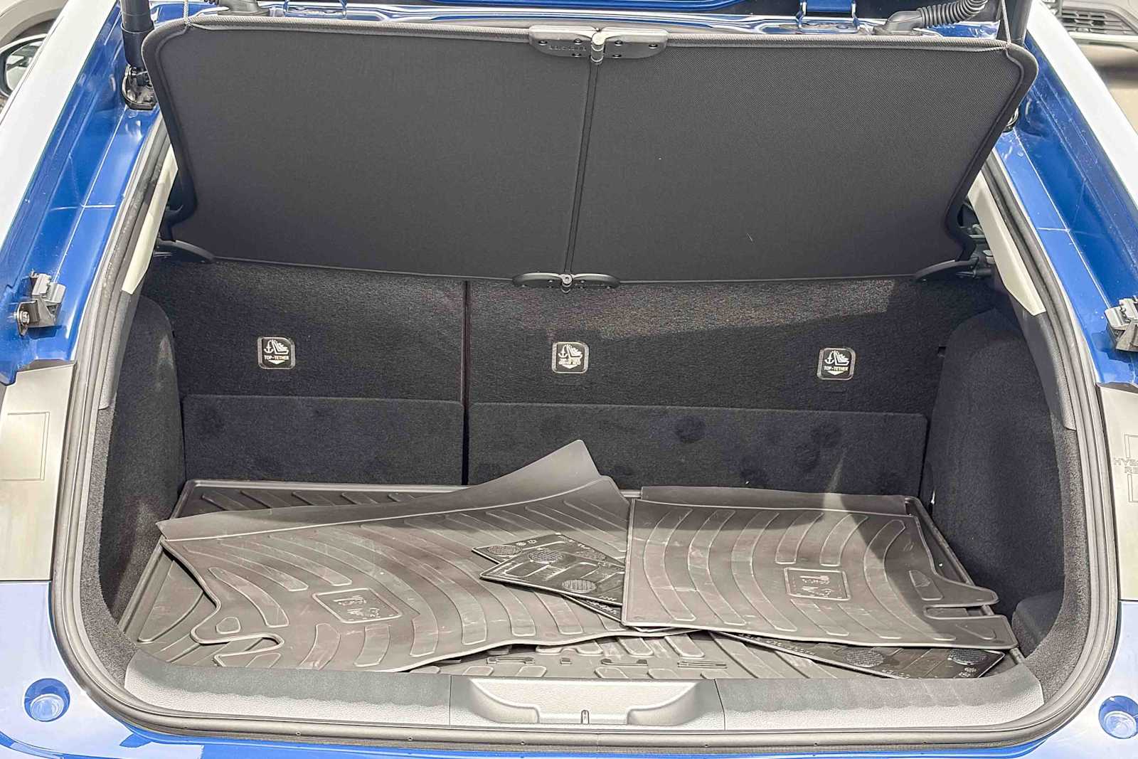 Thumbnail: 2025 Toyota Prius - 26