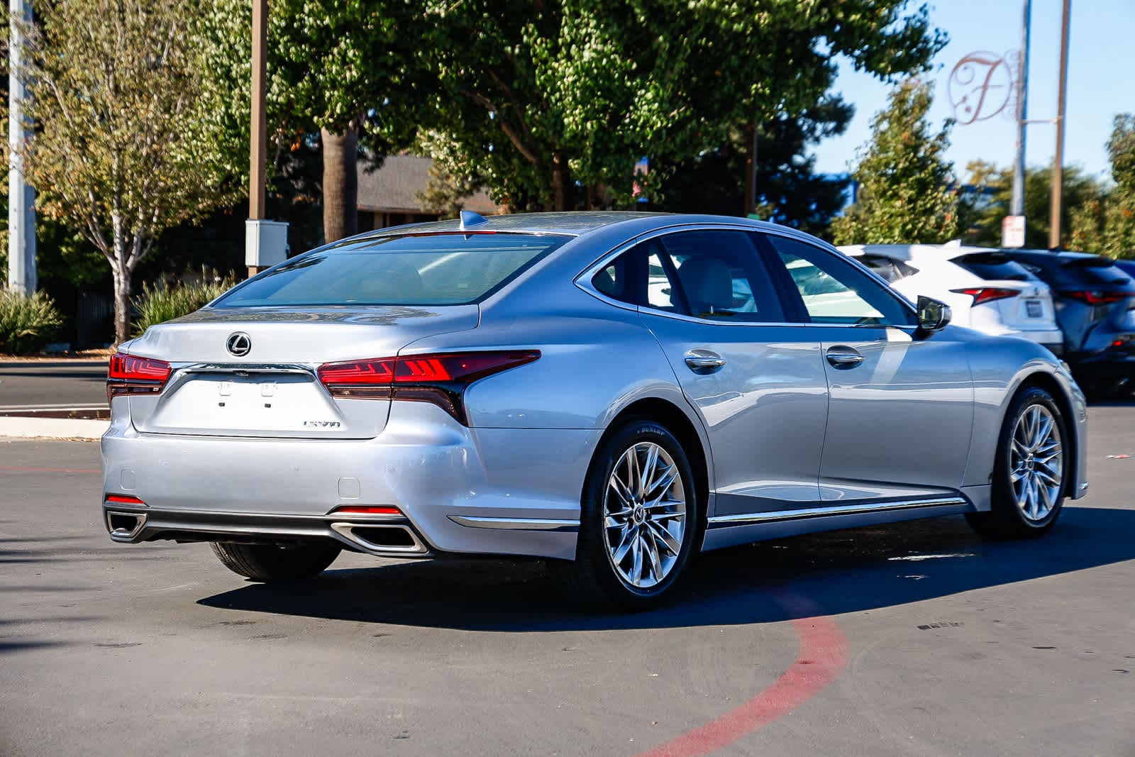 Thumbnail: 2023 Lexus LS - 4