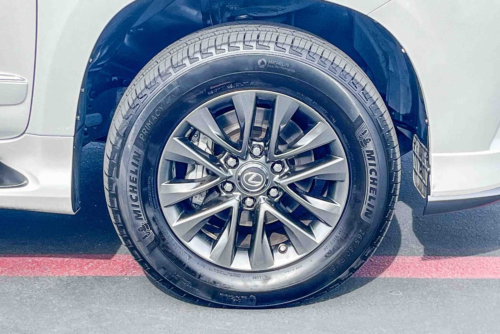 Thumbnail: 2018 Lexus GX - 9