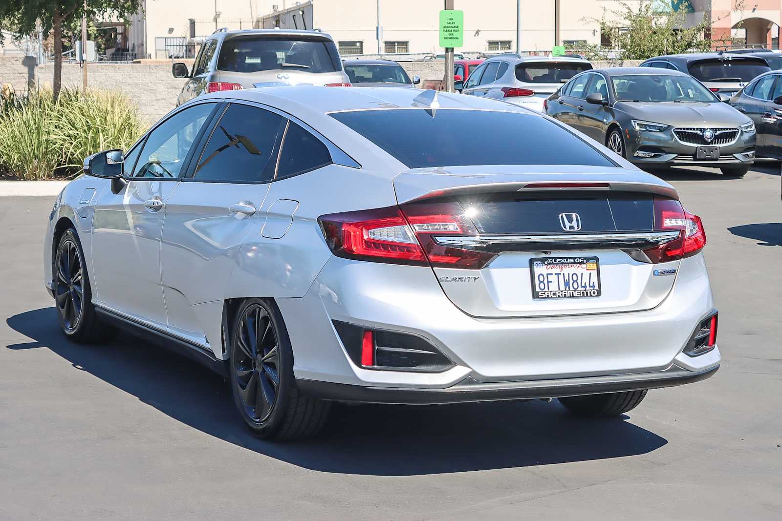 Thumbnail: 2018 Honda Clarity - 2