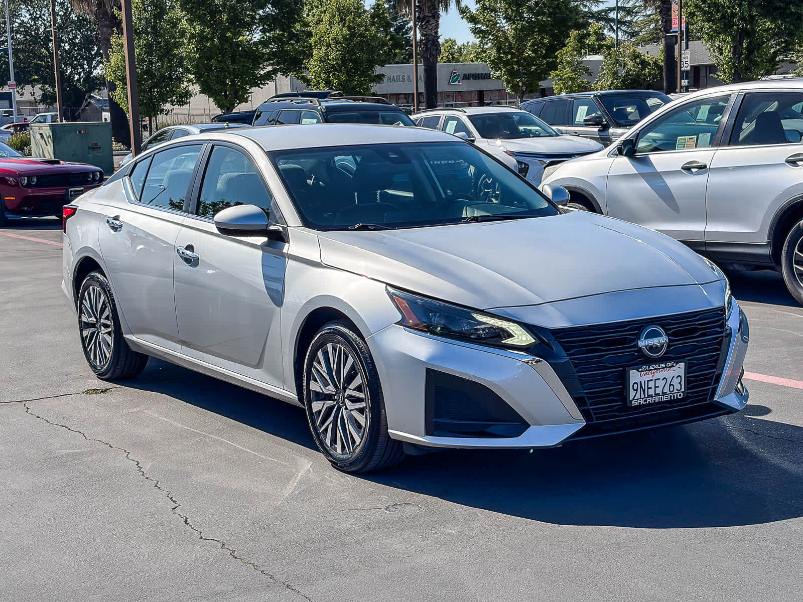 2023 Nissan Altima 2.5 SV photo 4