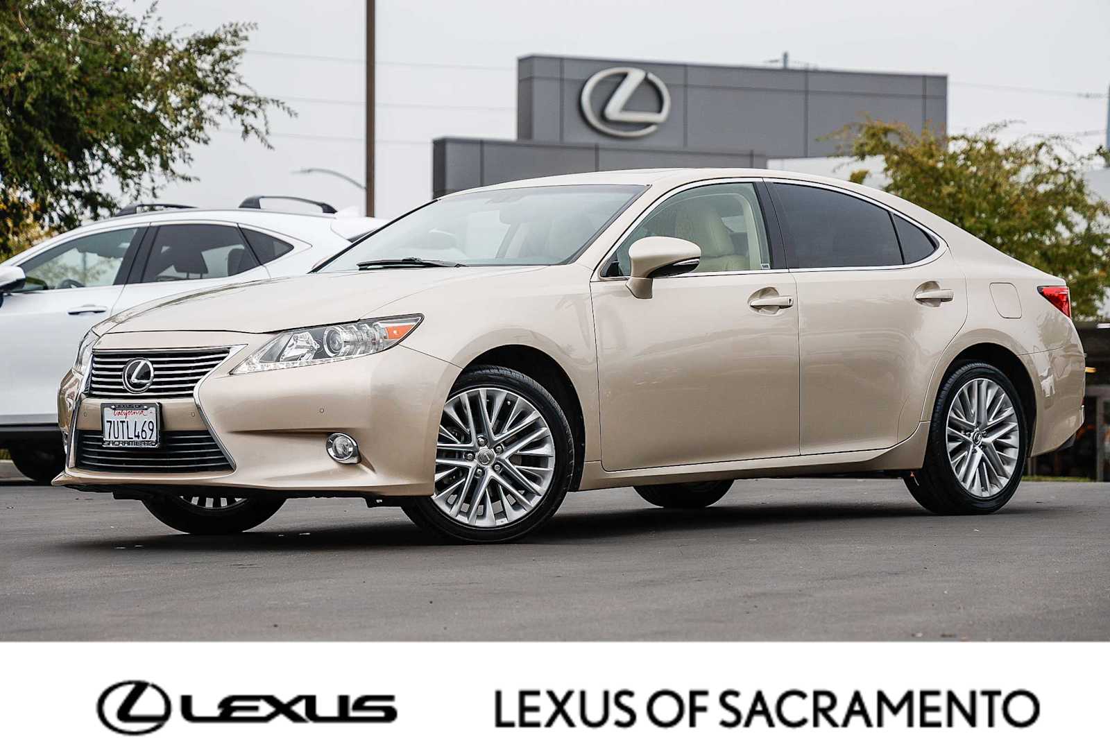 Thumbnail: 2013 Lexus ES - 1