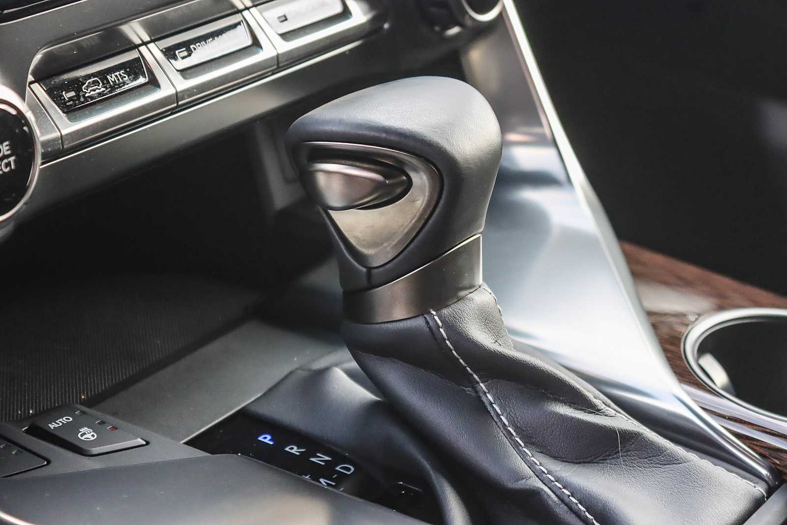 Thumbnail: 2023 Lexus LX - 17