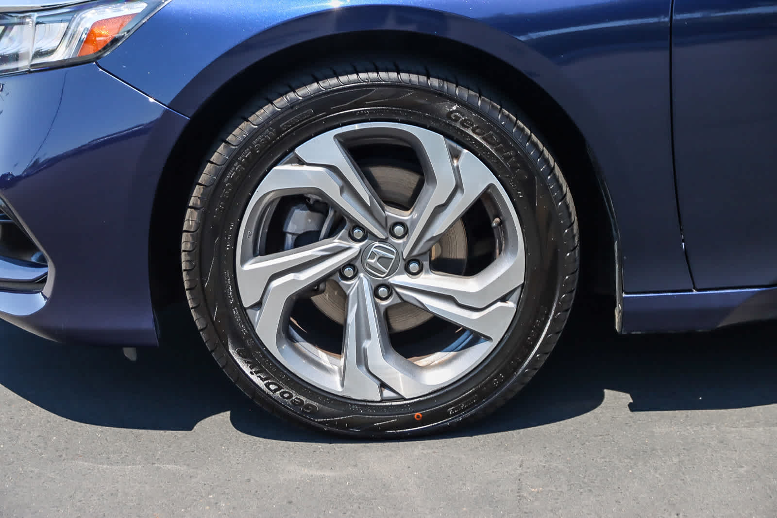Thumbnail: 2018 Honda Accord - 9