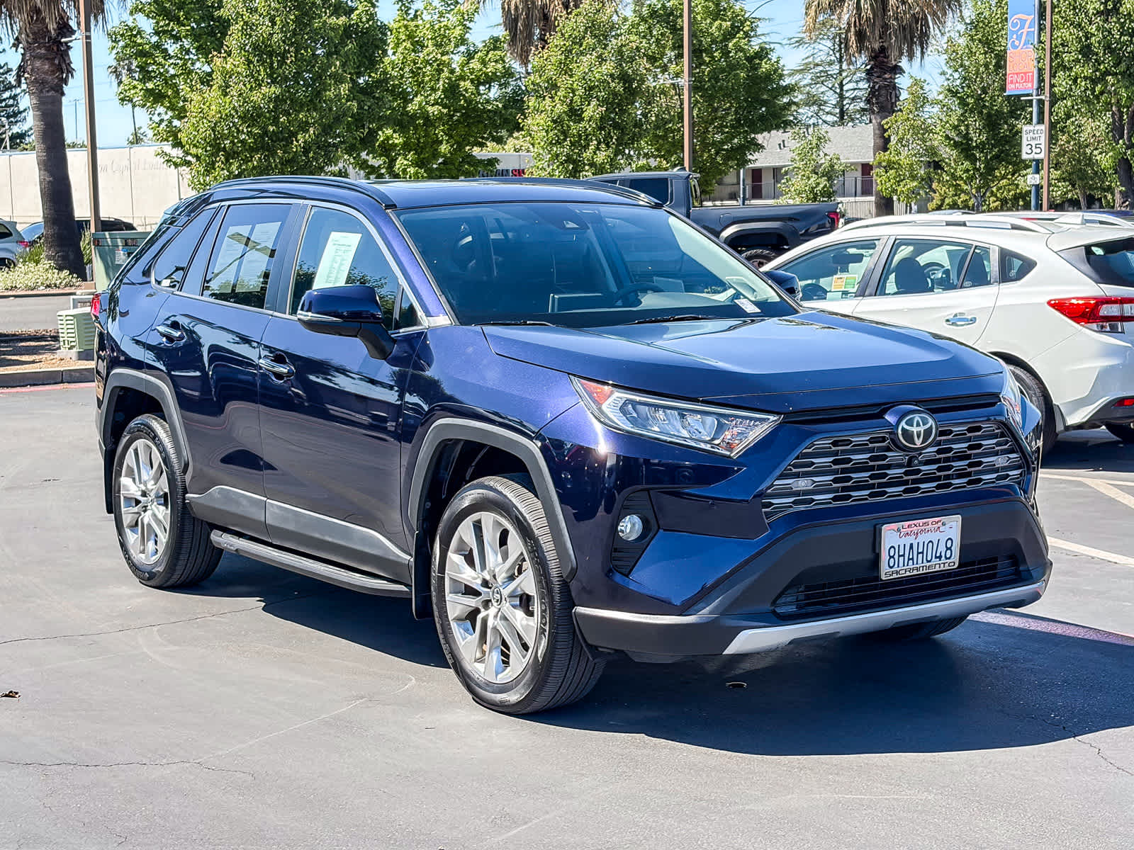 2019 Toyota RAV4 Limited photo 4