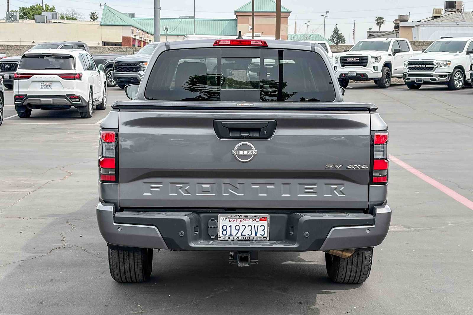 2023 Nissan Frontier SV photo 2