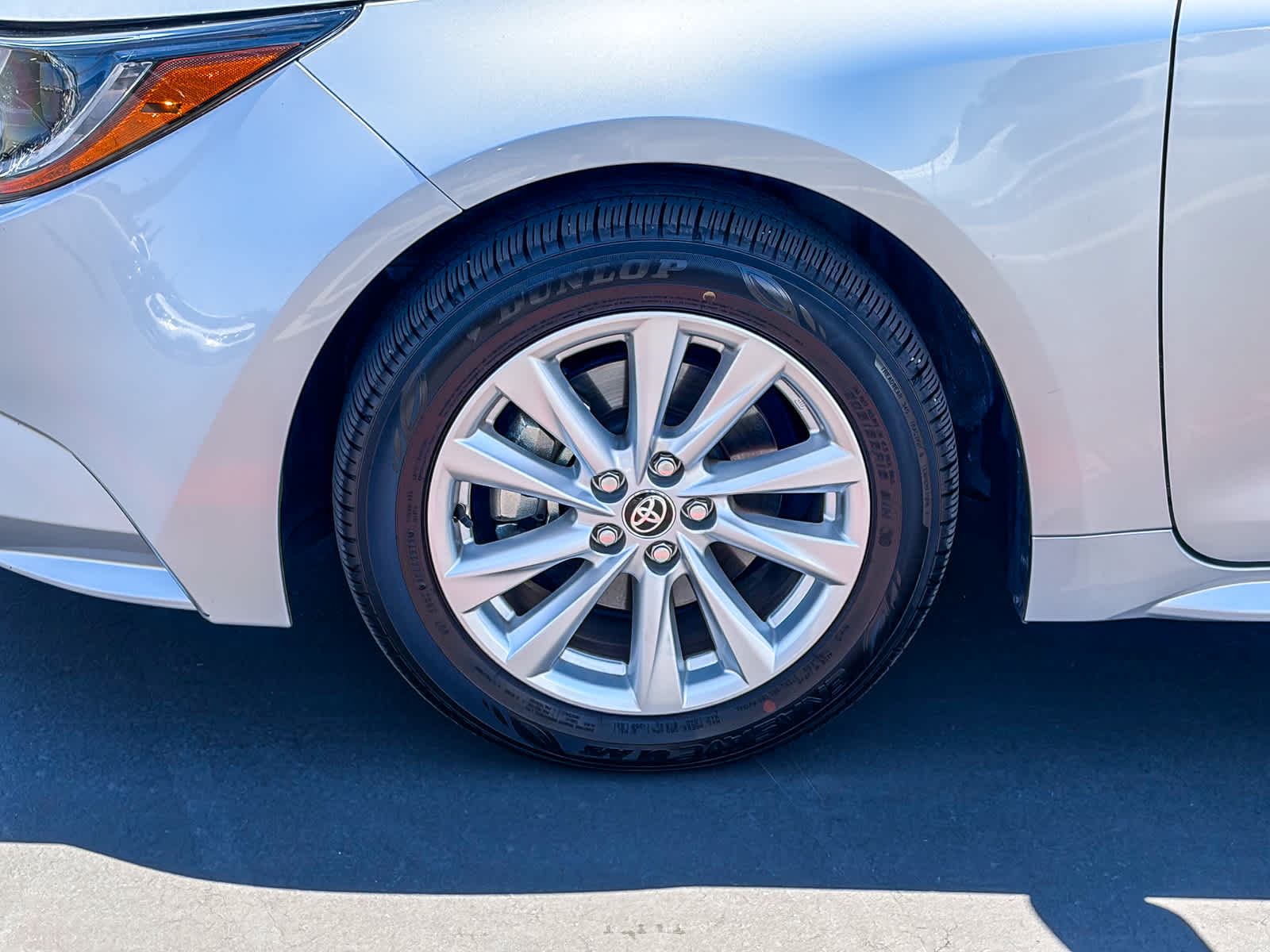 Thumbnail: 2023 Toyota Corolla - 9