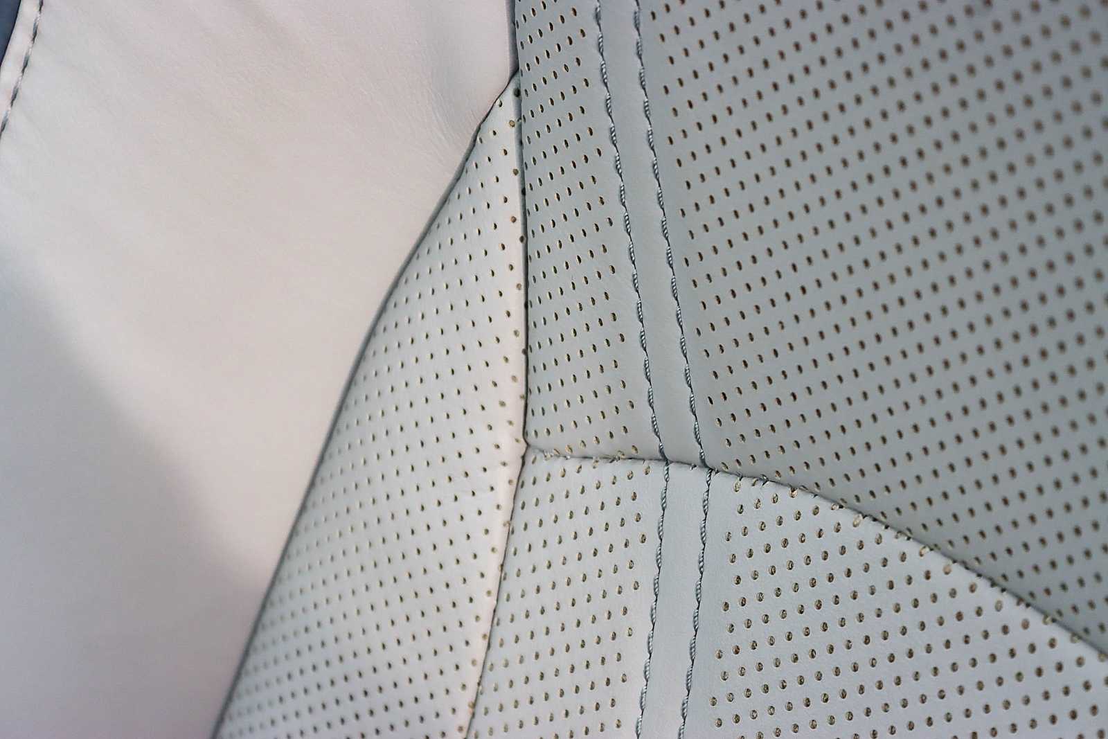 Thumbnail: 2017 Lexus RX - 23