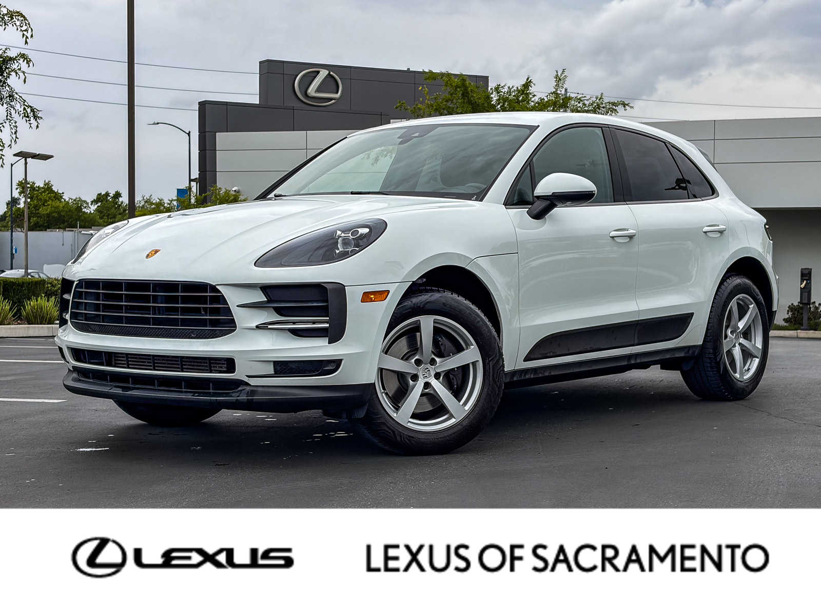 2019 Porsche Macan -'s photo
