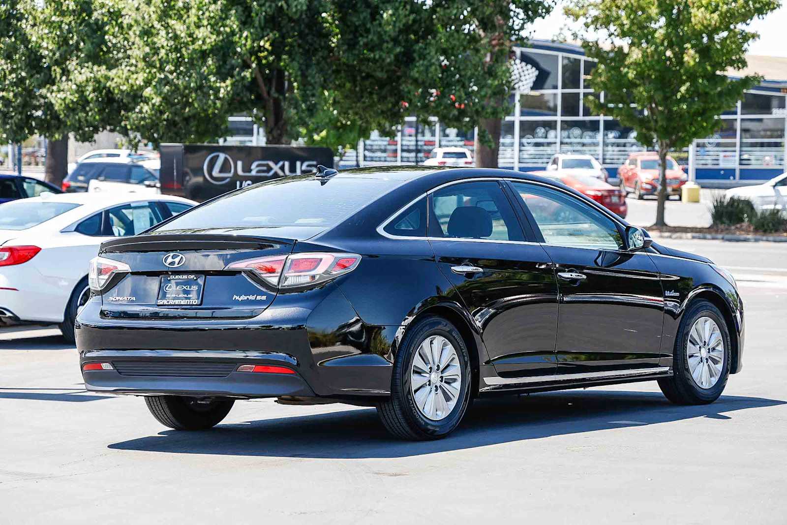 Thumbnail: 2017 Hyundai Sonata - 4