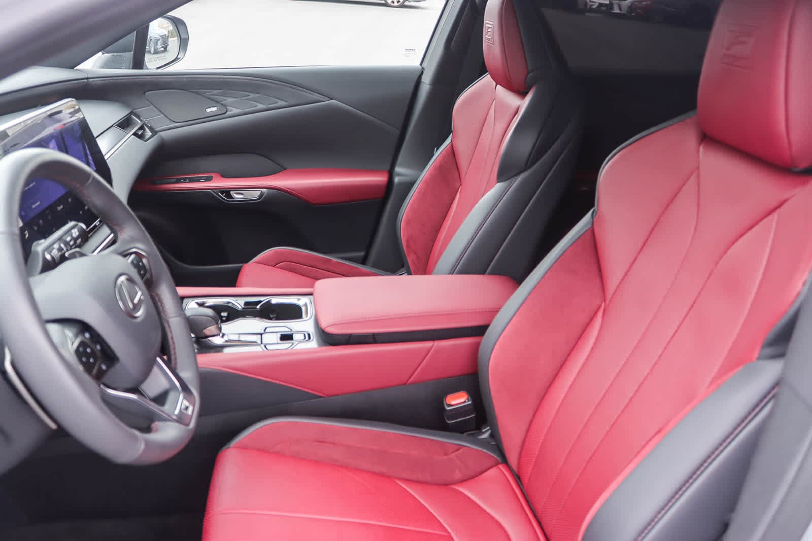 Thumbnail: 2025 Lexus RX - 16