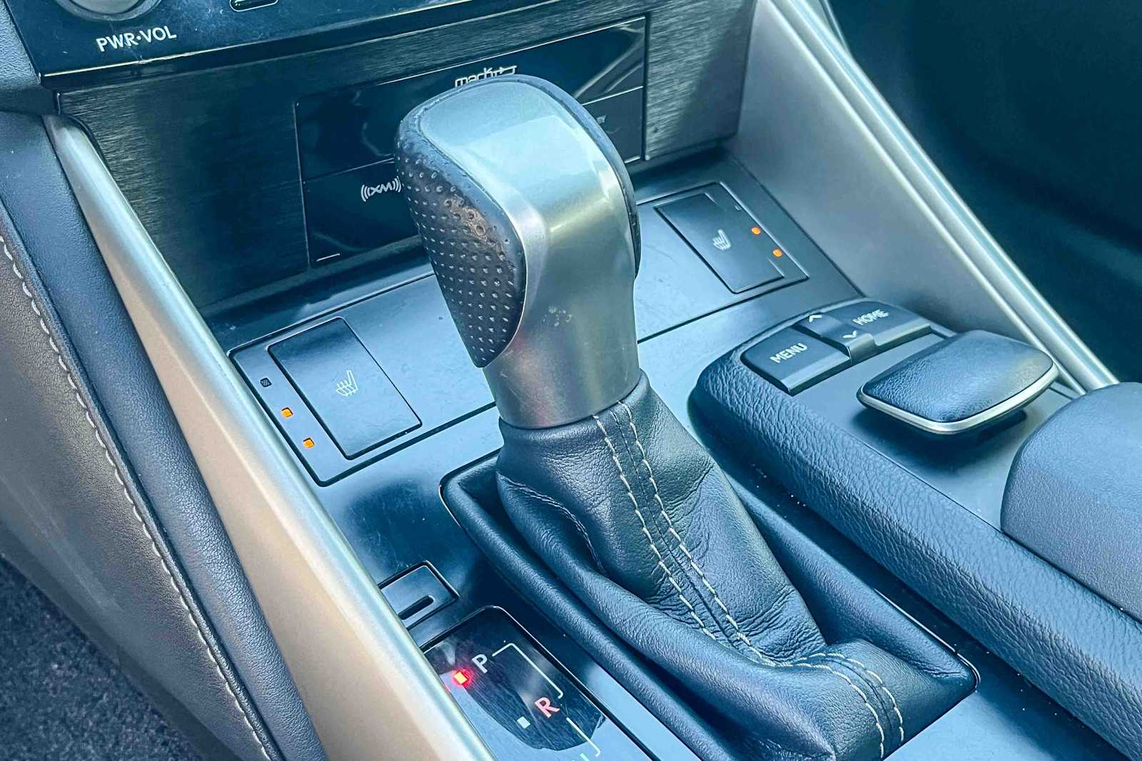 Thumbnail: 2014 Lexus IS - 17