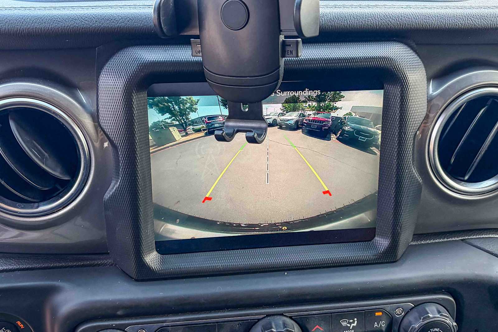 Thumbnail: 2021 Jeep Wrangler - 23