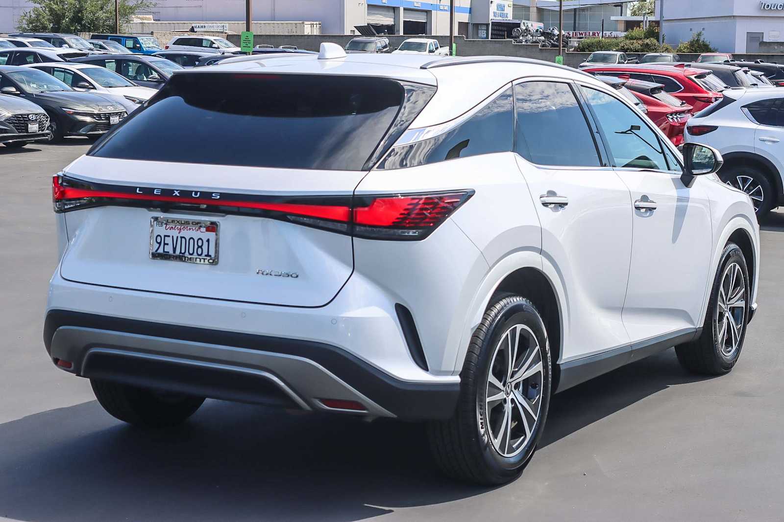 Thumbnail: 2023 Lexus RX - 4