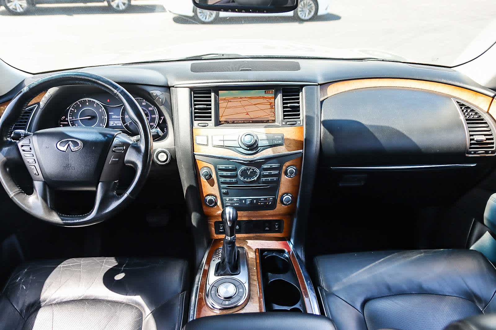 Thumbnail: 2011 INFINITI QX56 - 19
