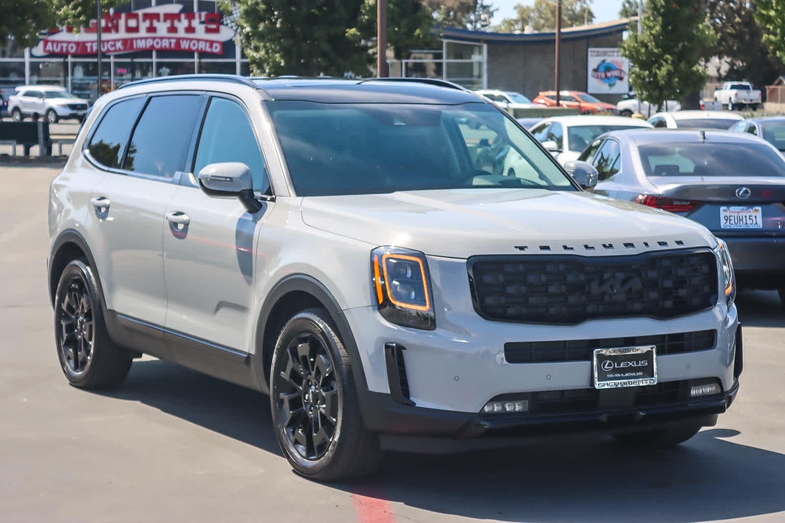 Thumbnail: 2022 Kia Telluride - 5