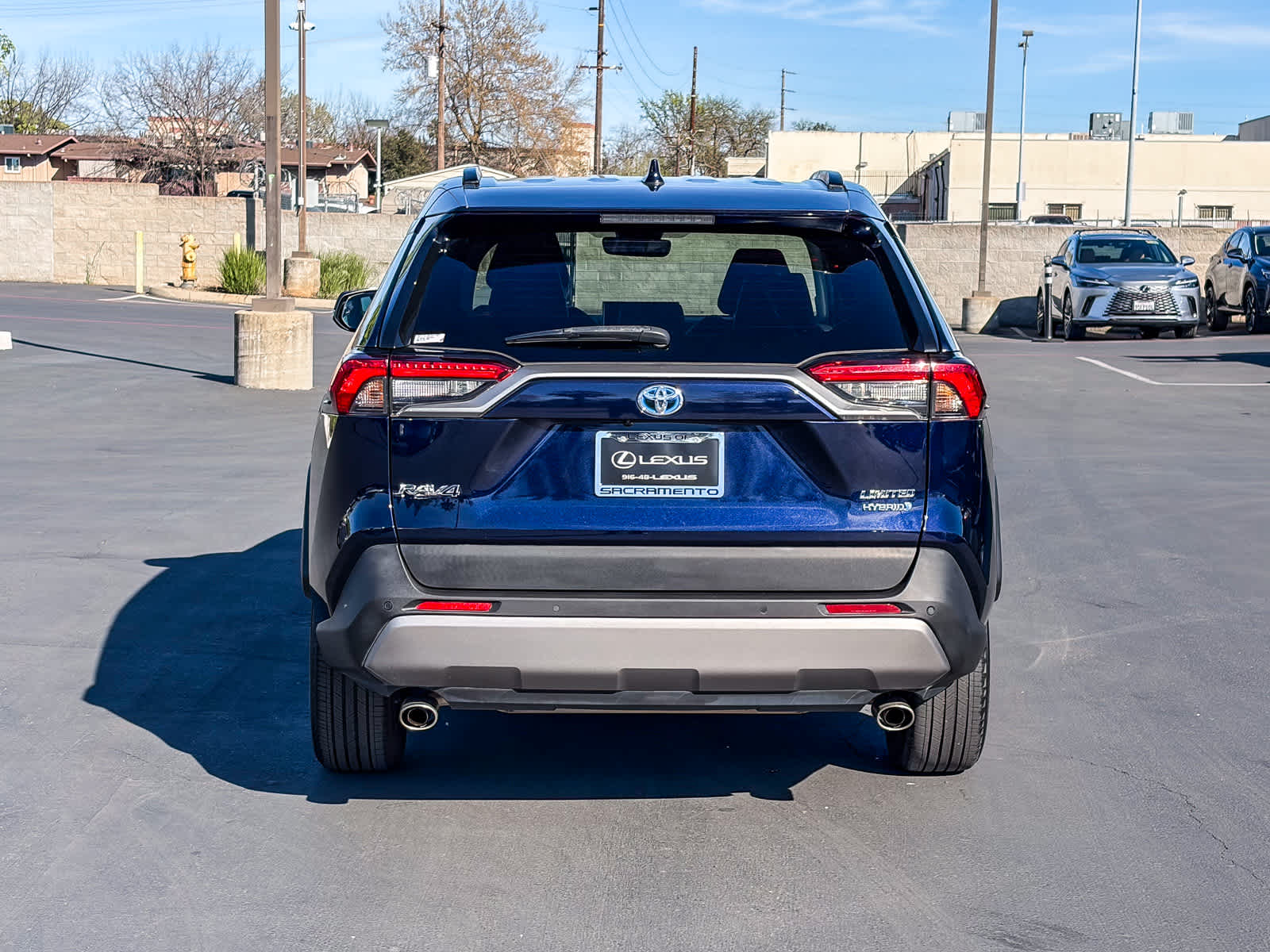 2022 Toyota RAV4 Hybrid Limited photo 2