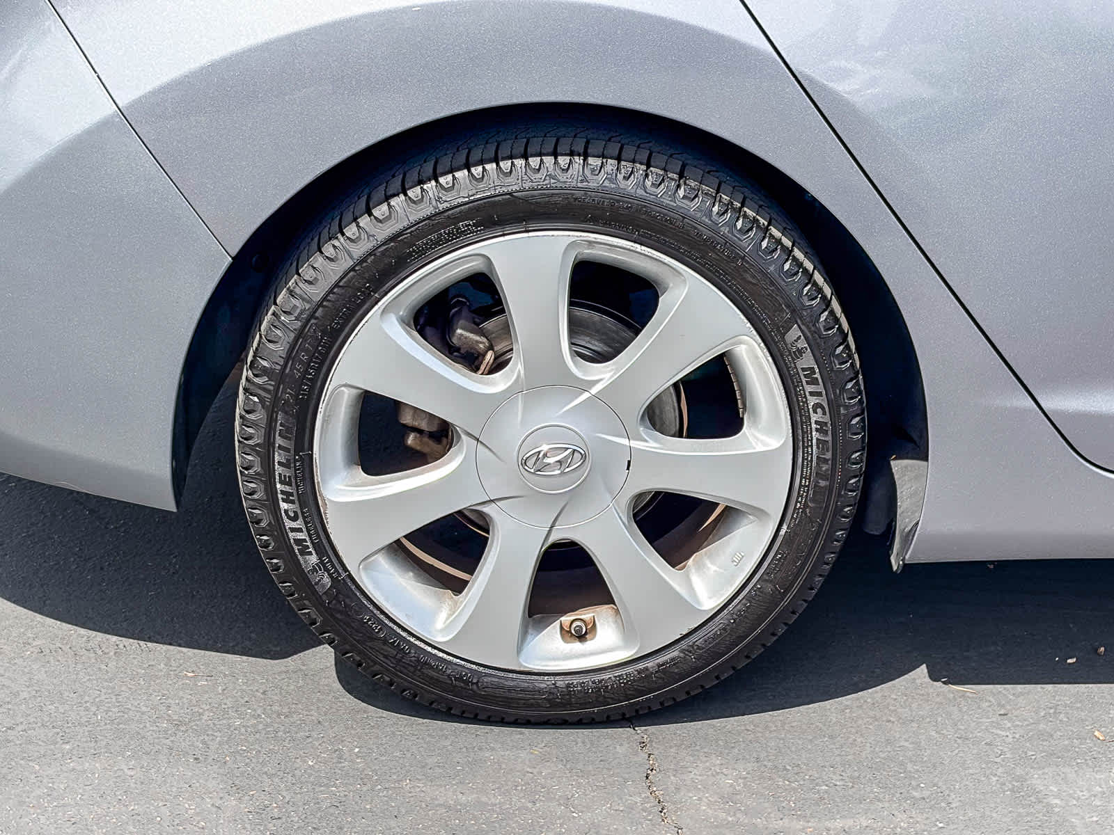 Thumbnail: 2011 Hyundai Elantra - 10