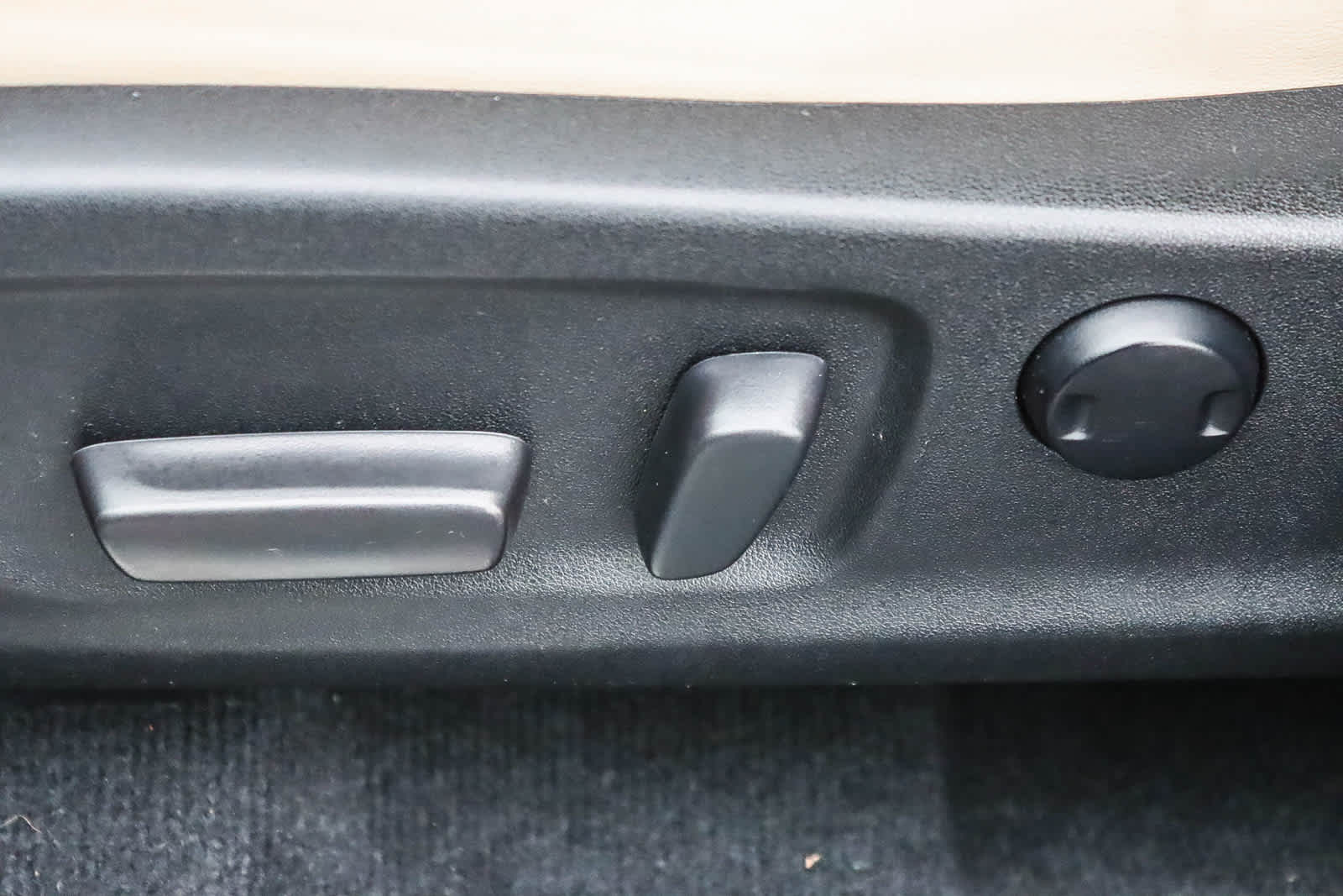 Thumbnail: 2021 Lexus RX - 21