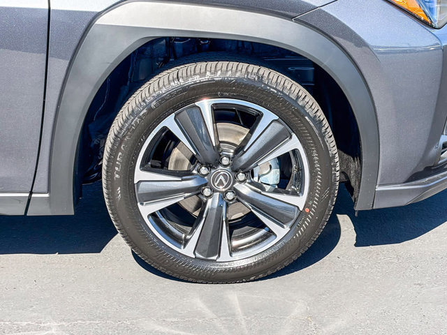 Thumbnail: 2026 Lexus UX - 9