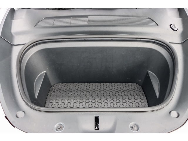 2021 Tesla Model Y Standard Range 25
