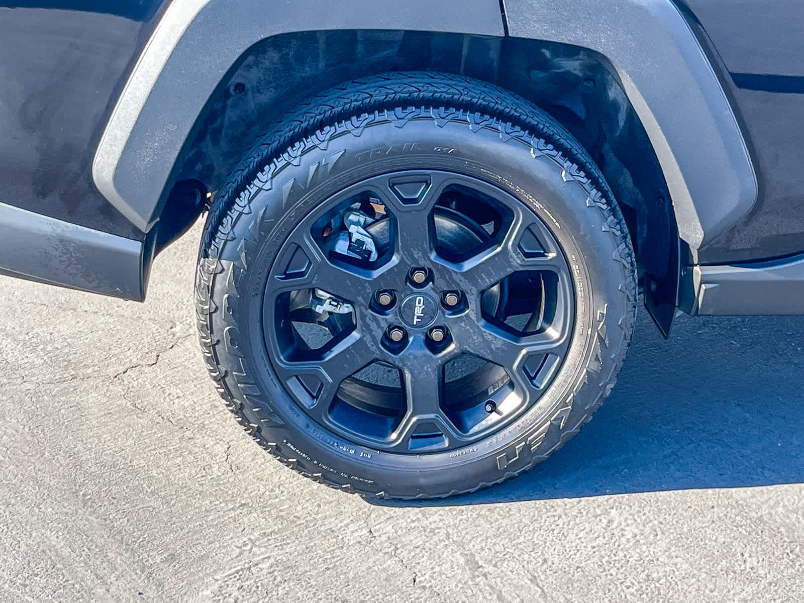 Thumbnail: 2022 Toyota RAV4 - 10