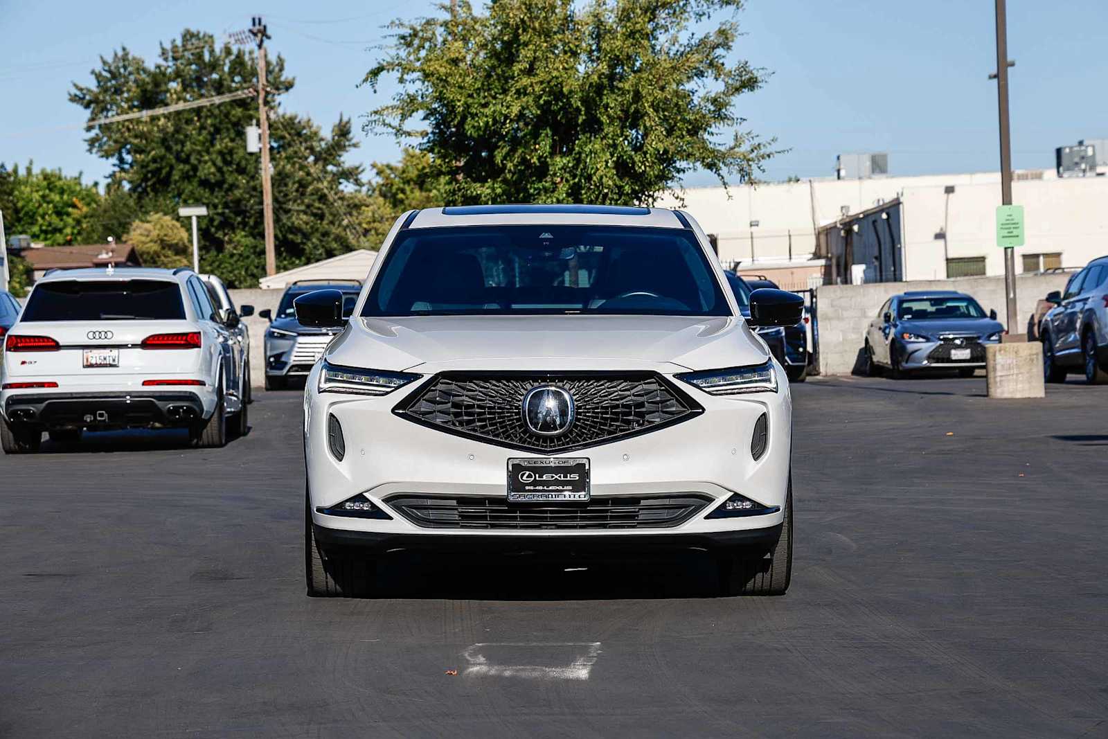 Thumbnail: 2022 Acura MDX - 6