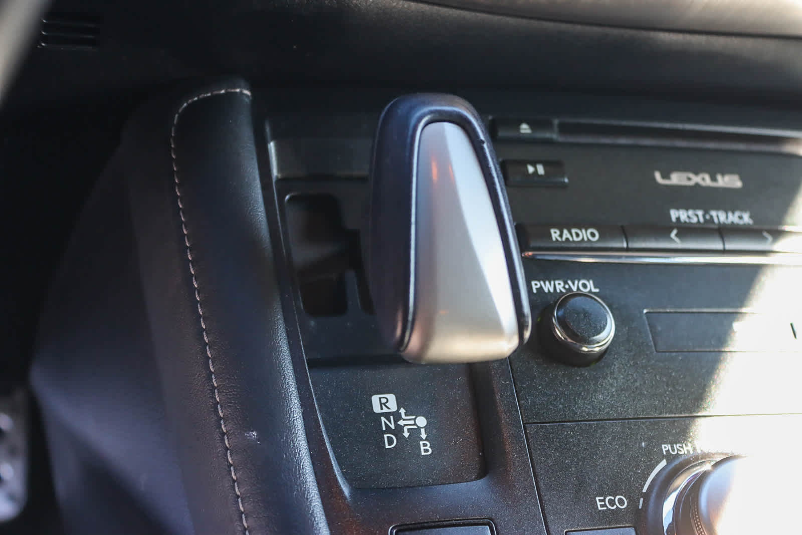 Thumbnail: 2014 Lexus CT - 19