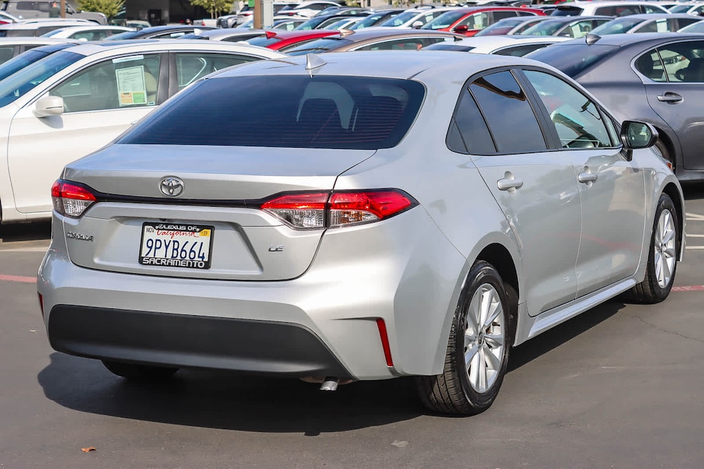 Used 2025 Toyota Corolla LE Sedan