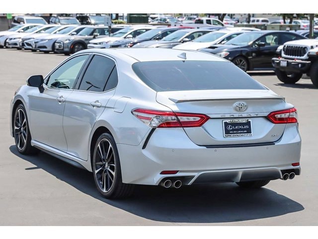 2018 Toyota Camry XSE 2