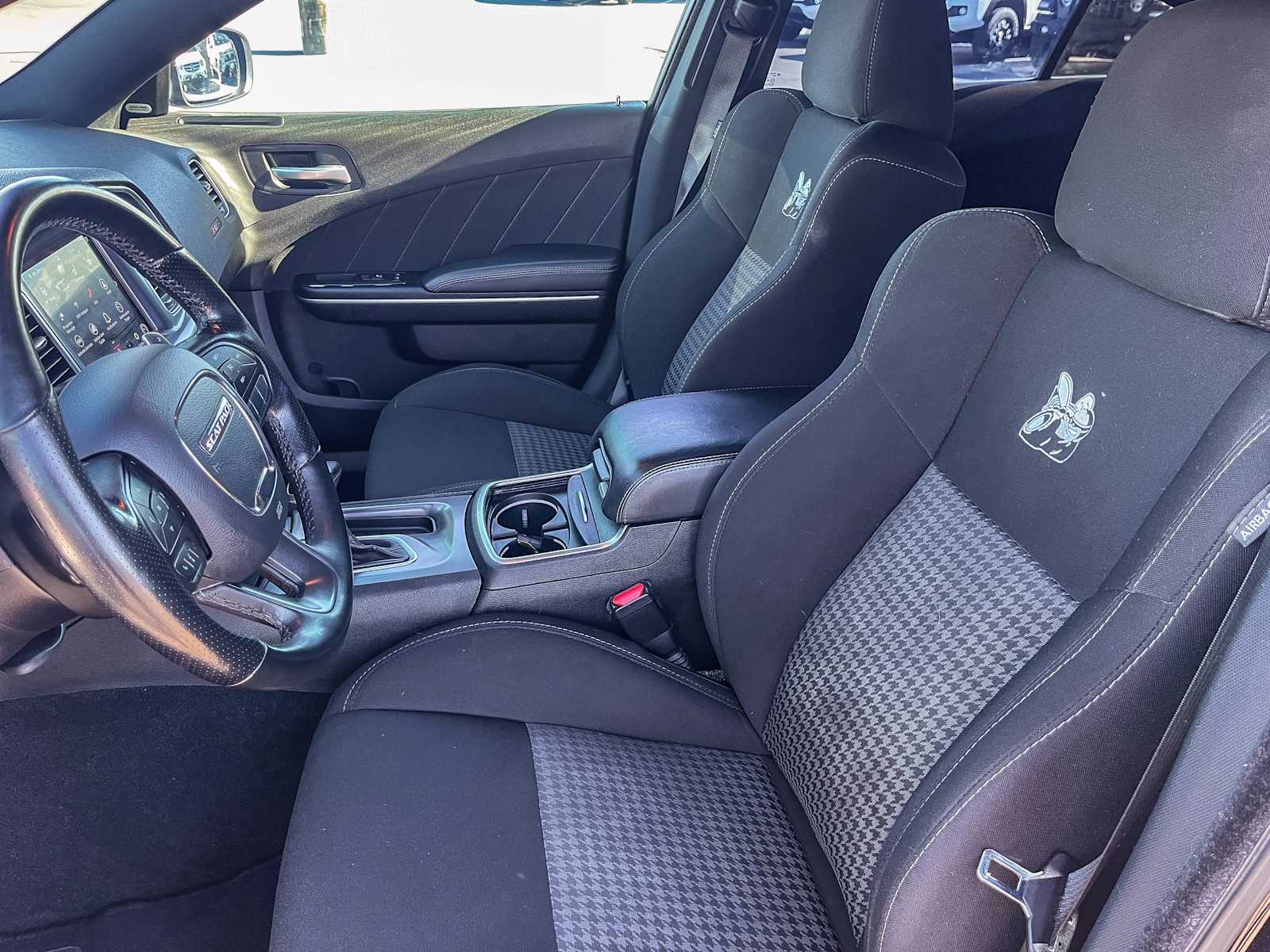 Thumbnail: 2020 Dodge Charger - 16