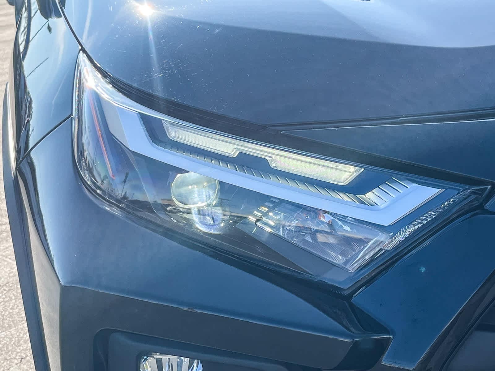 Thumbnail: 2022 Toyota RAV4 - 7