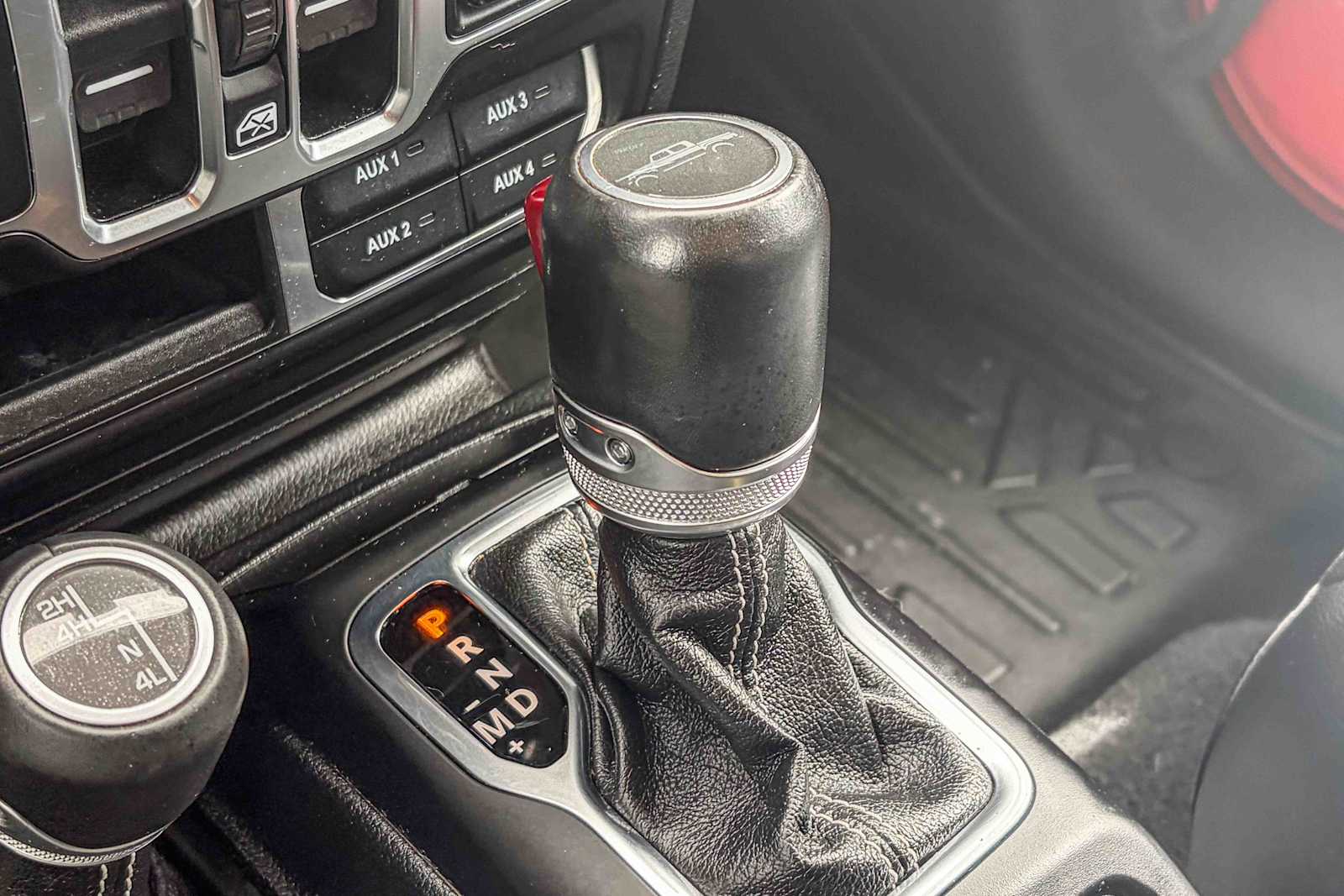 Thumbnail: 2020 Jeep Gladiator - 17