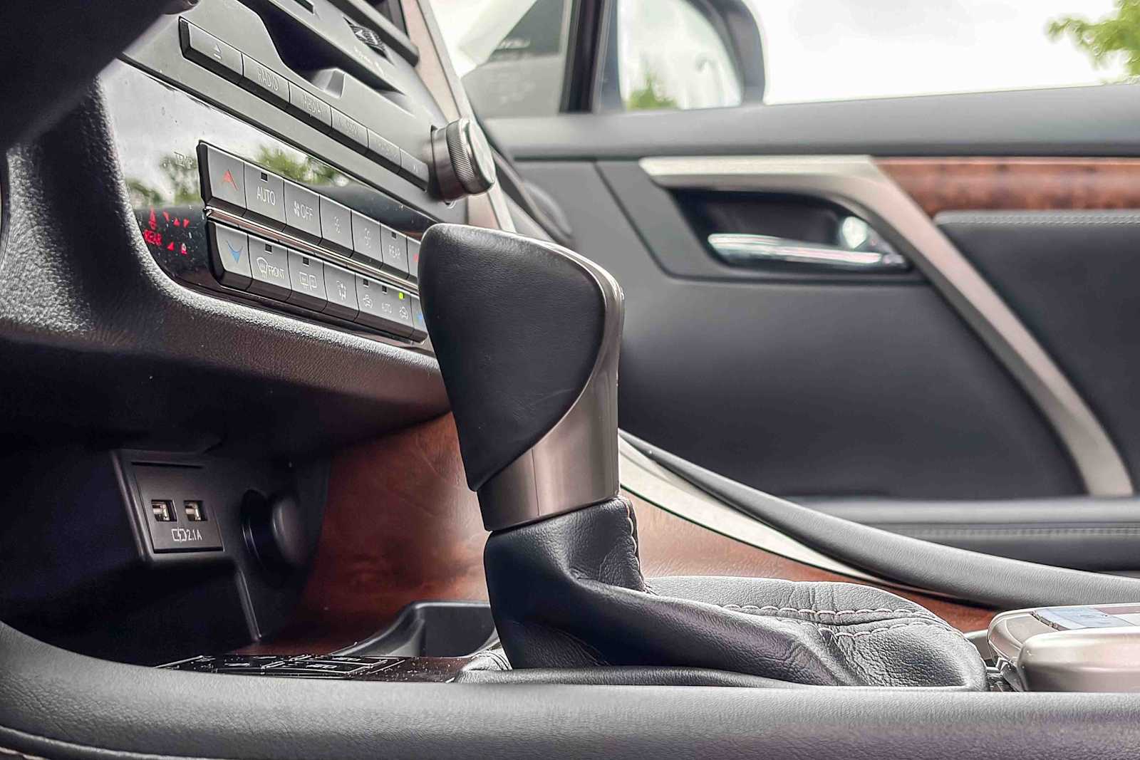 Thumbnail: 2022 Lexus RX - 22