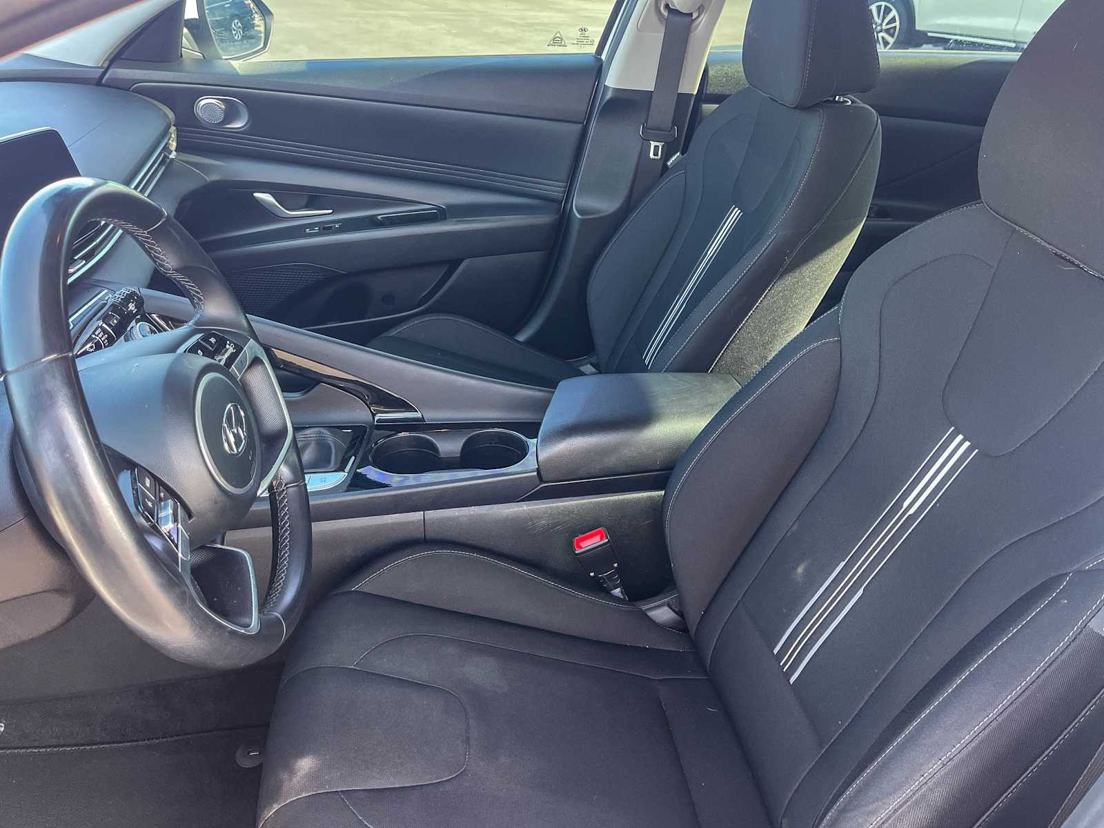 Thumbnail: 2023 Hyundai Elantra - 16