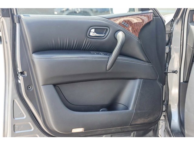 2018 Nissan Armada Platinum Edition 24