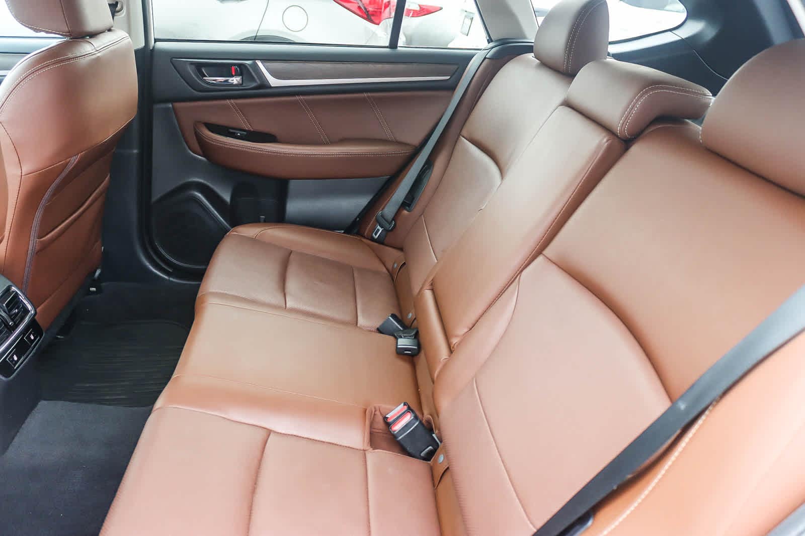 Thumbnail: 2017 Subaru Outback - 18