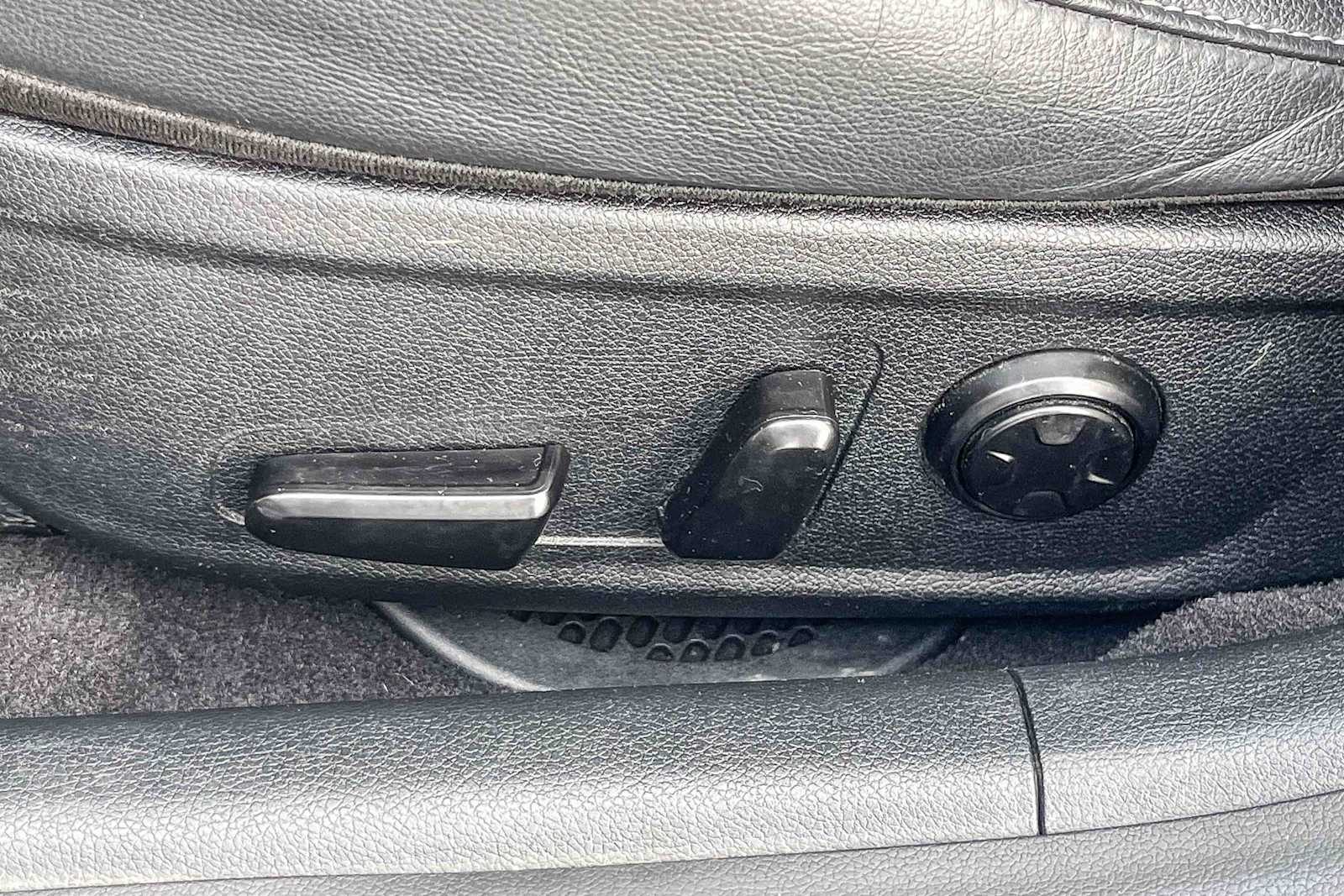 Thumbnail: 2019 Kia Stinger - 20