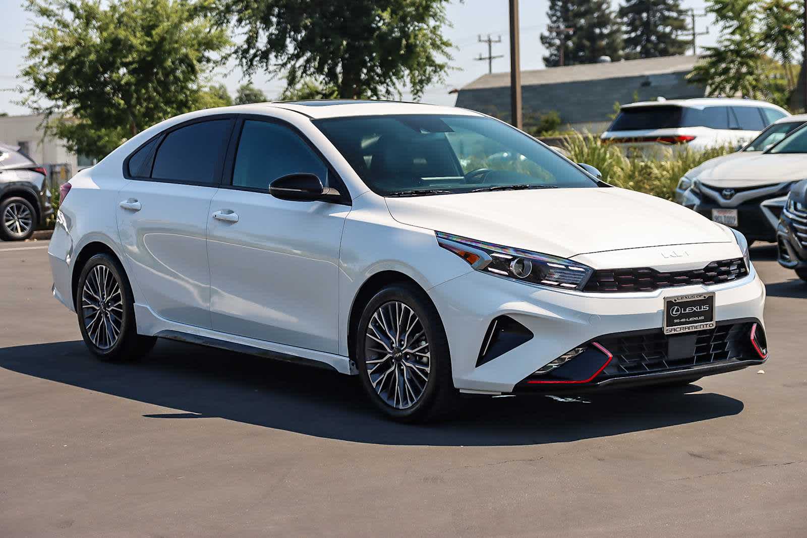 Thumbnail: 2024 Kia Forte - 6