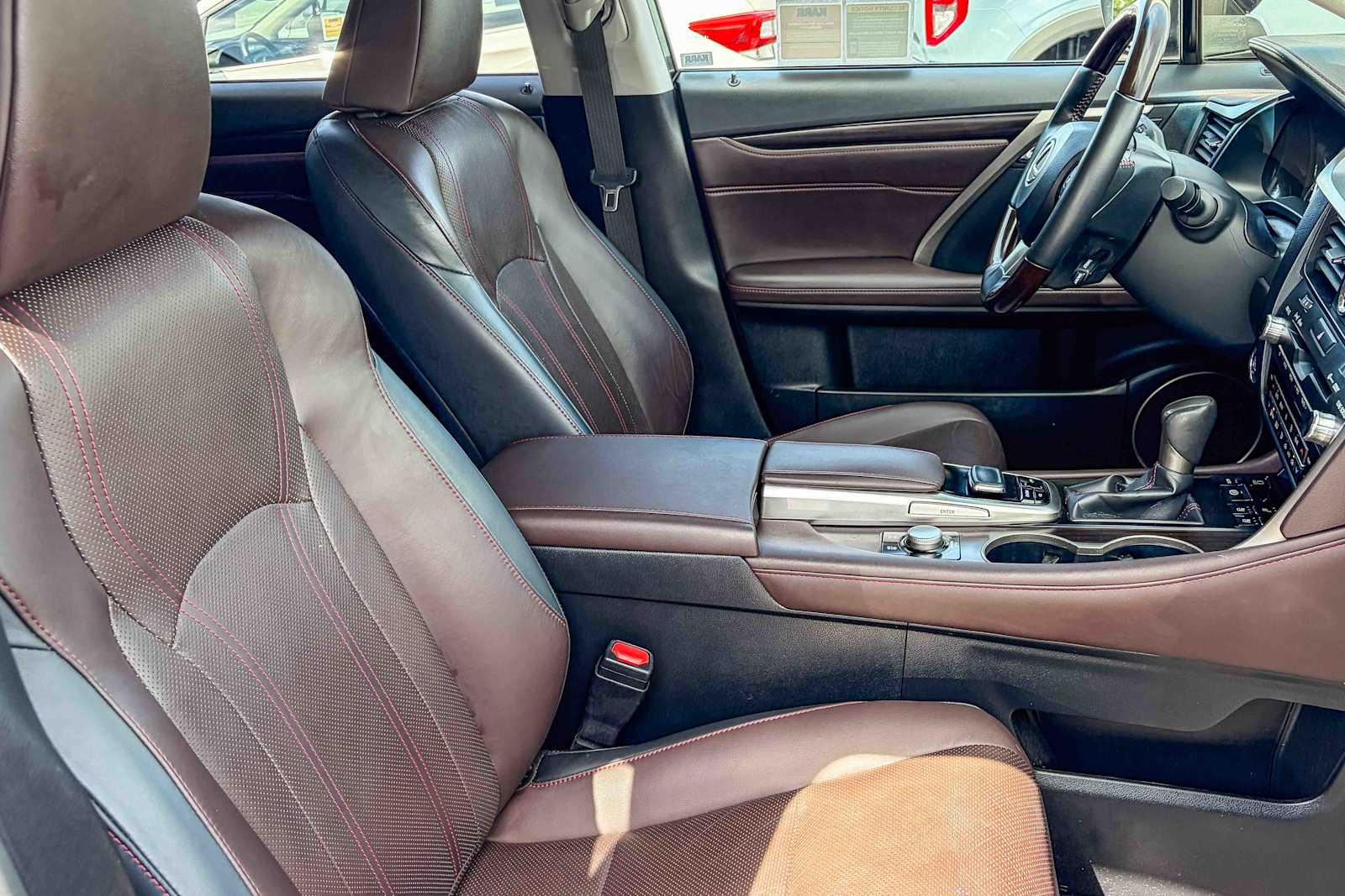 Thumbnail: 2019 Lexus RX - 16