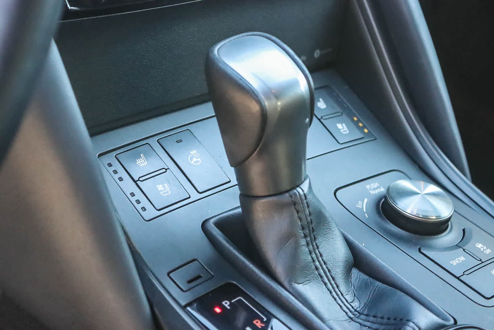 Thumbnail: 2021 Lexus IS - 19