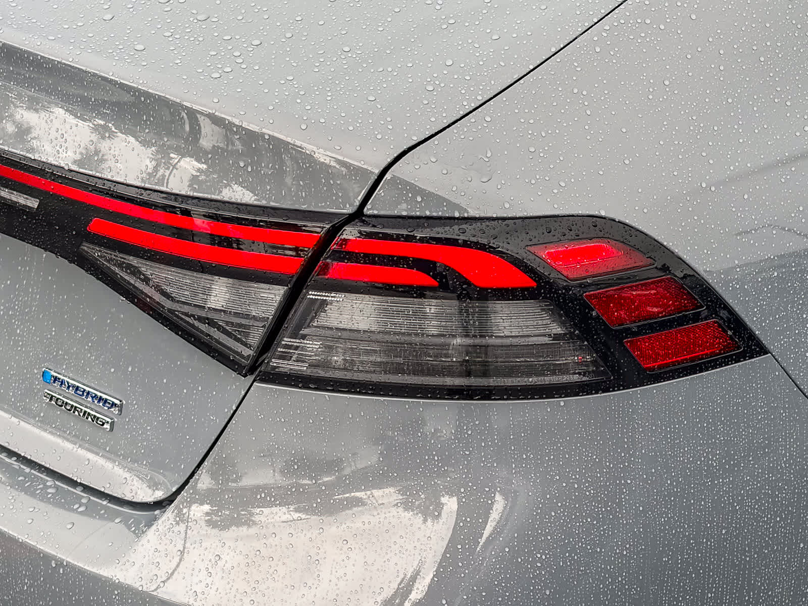 2024 Honda Accord Hybrid Touring photo 3